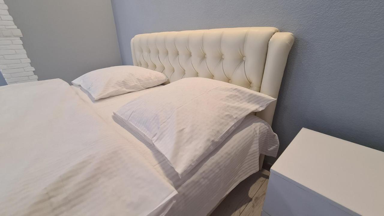 Apartaments On Vulytsia Heroiv Ato 32 Kryvyj Rih Eksteriør billede