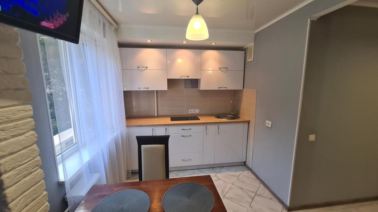 Apartaments On Vulytsia Heroiv Ato 32 Kryvyj Rih Eksteriør billede