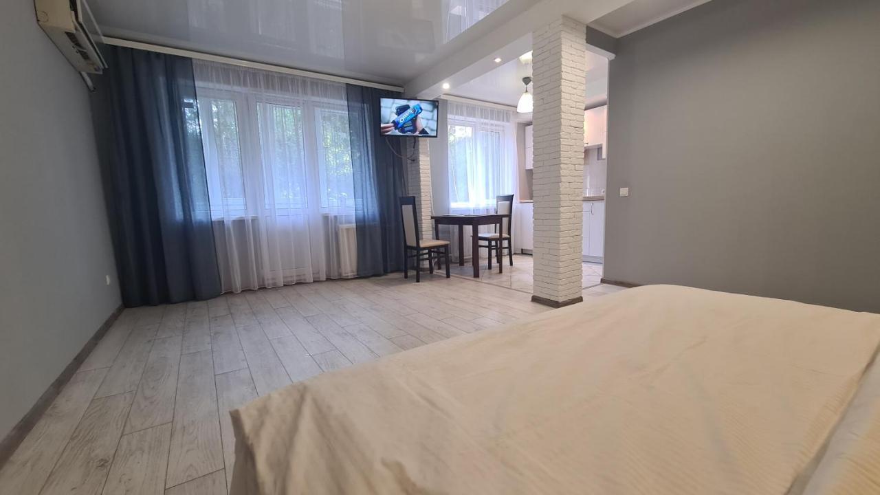 Apartaments On Vulytsia Heroiv Ato 32 Kryvyj Rih Eksteriør billede