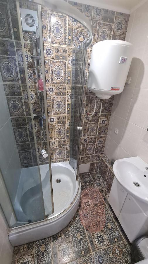 Apartaments On Vulytsia Heroiv Ato 32 Kryvyj Rih Eksteriør billede