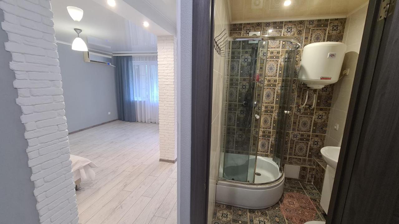 Apartaments On Vulytsia Heroiv Ato 32 Kryvyj Rih Eksteriør billede